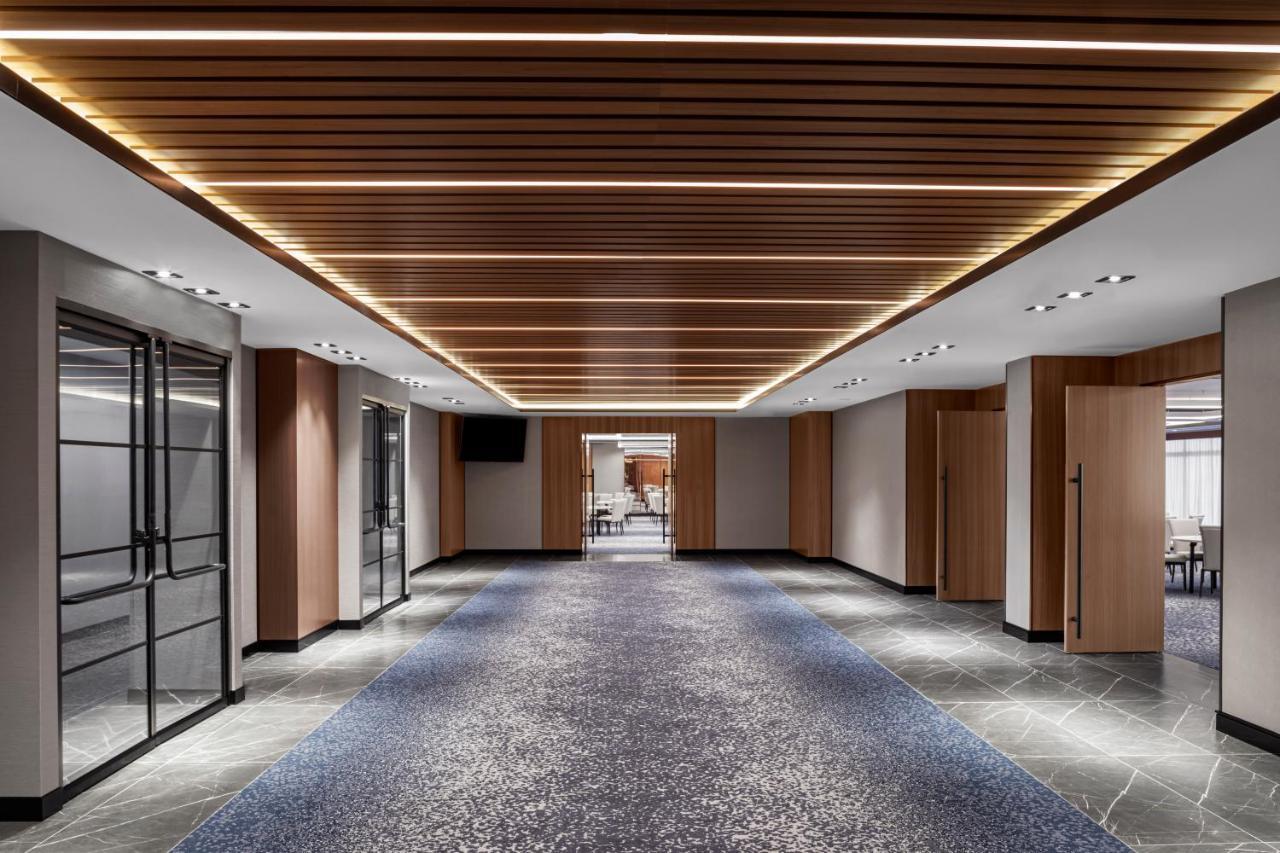 Four Points By Sheraton Flushing Нью-Йорк Экстерьер фото